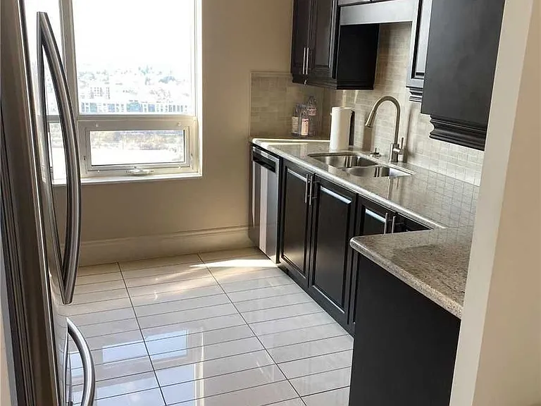 133 Wynford Dr #Penthouse 304 — Photo 3