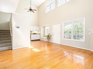 250 Crescent Hill Pl APT 201, Louisville, KY