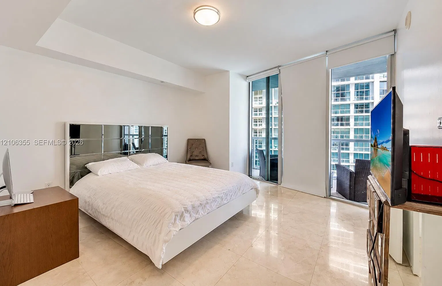 Icon Brickell No Two — Photo 2