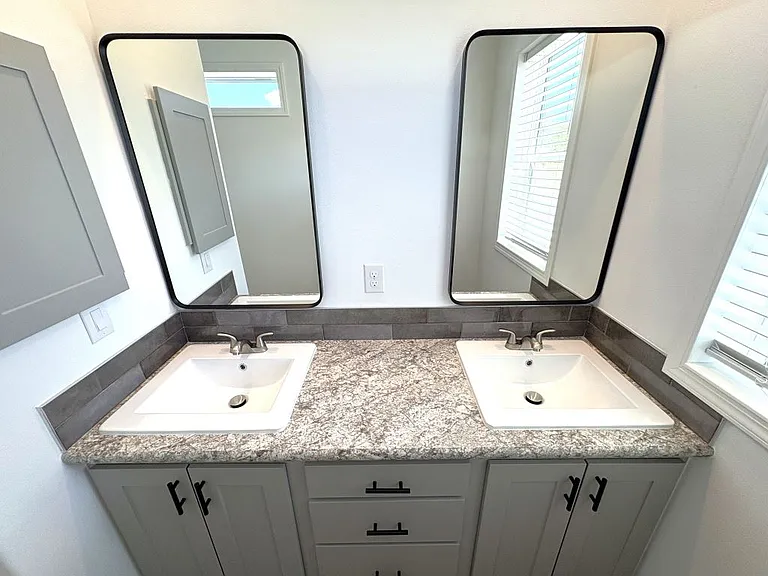 1057 Vervain Dr #1057E — Photo 11