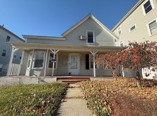 37 Plantation St, Worcester, MA 01604