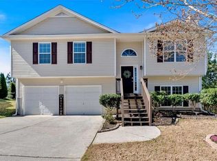 102 Colt Ln, Dallas, GA 30132