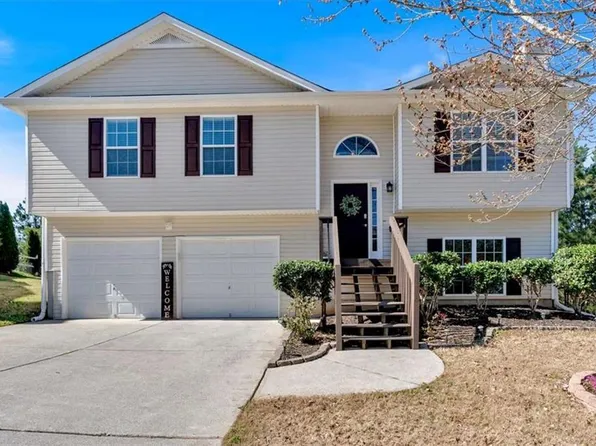 102 Colt Ln, Dallas, GA 30132