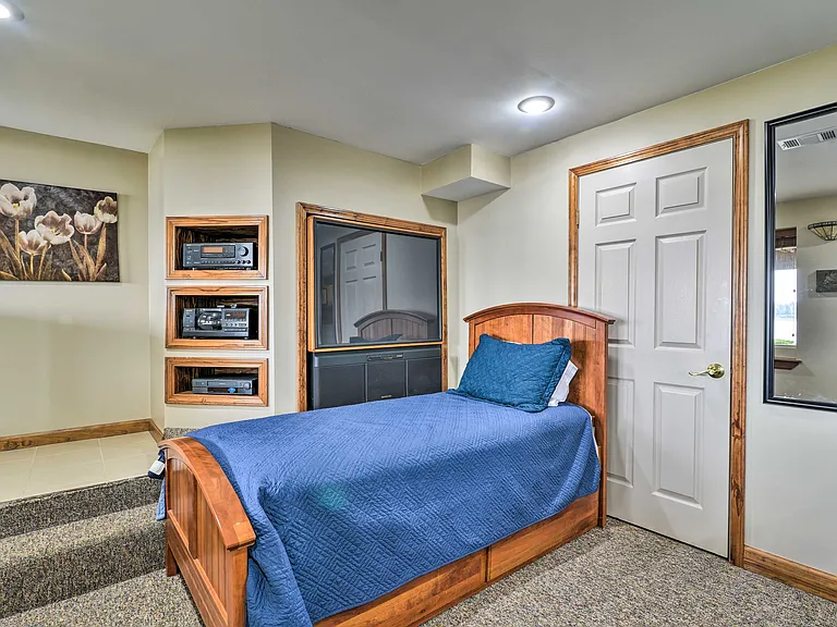 5027 Harp Dr — Photo 35