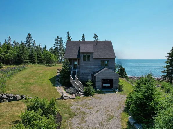 88 Cape Circle, Addison, ME 04606