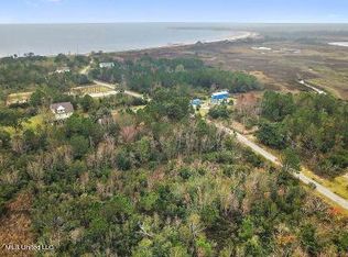 5166 Pointset Ave #4, Bay Saint Louis, MS 39520