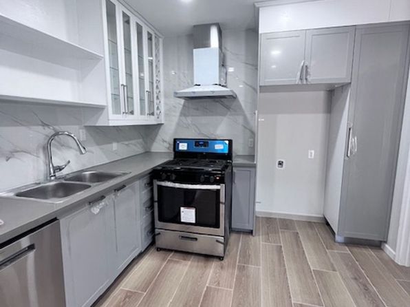 925-927 Avenue B925