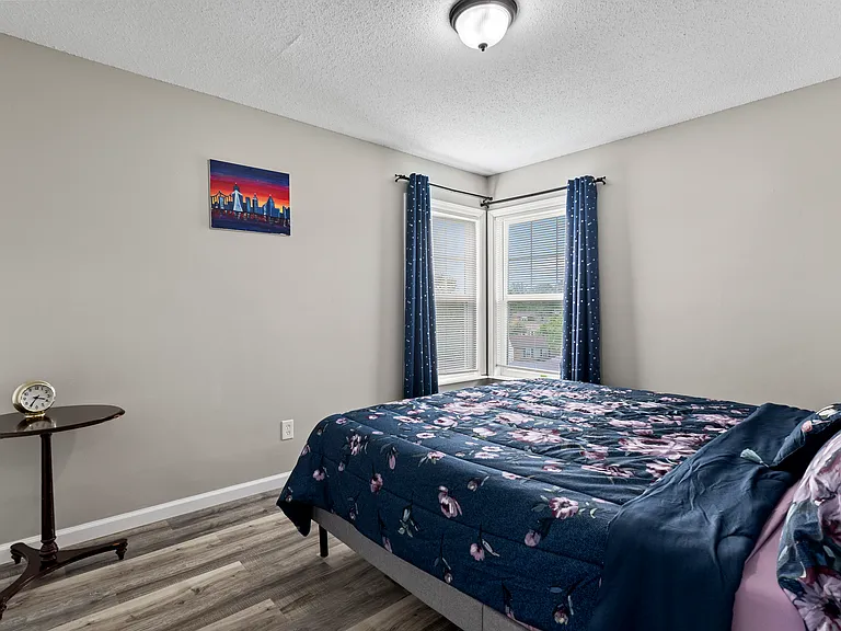 5185 Edgemere Dr — Photo 13
