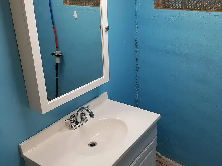 804 E Stewart St — Photo 34