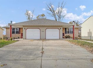 514 Bargraves Blvd #A & B, Troy, IL
