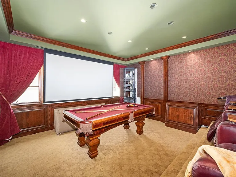 1104 W Bay Ave — Photo 44