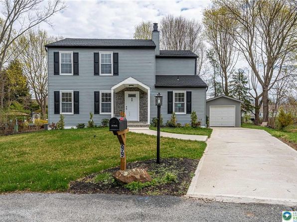 99 Gloucester Ct, Downingtown, PA 19335