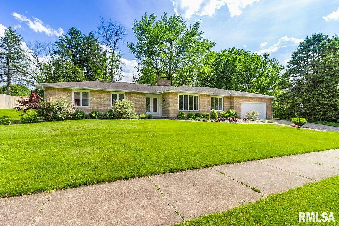 1118 W Millford Ln photo 1