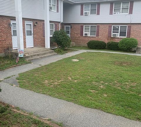 2nd image of 356 E Main St