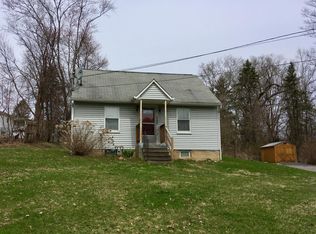 2913 E Bardonner Rd, Gibsonia, PA 15044