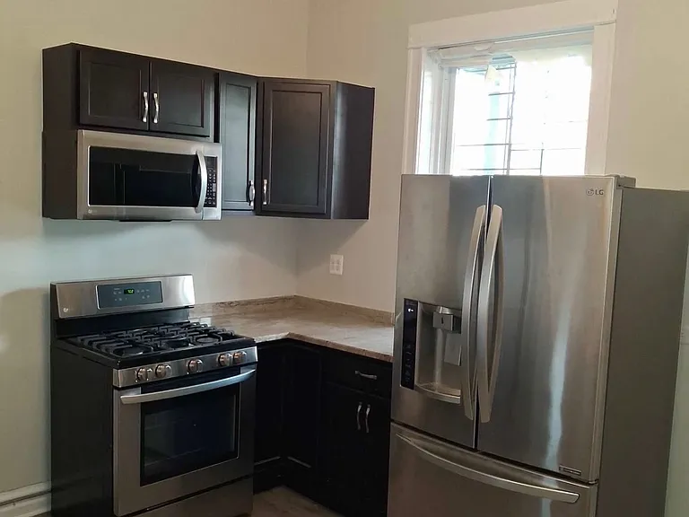 1009 W Garfield Blvd #1 — Photo 5