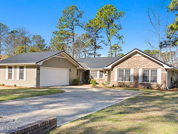 3rd image of 14 Carolina Shores Drive
