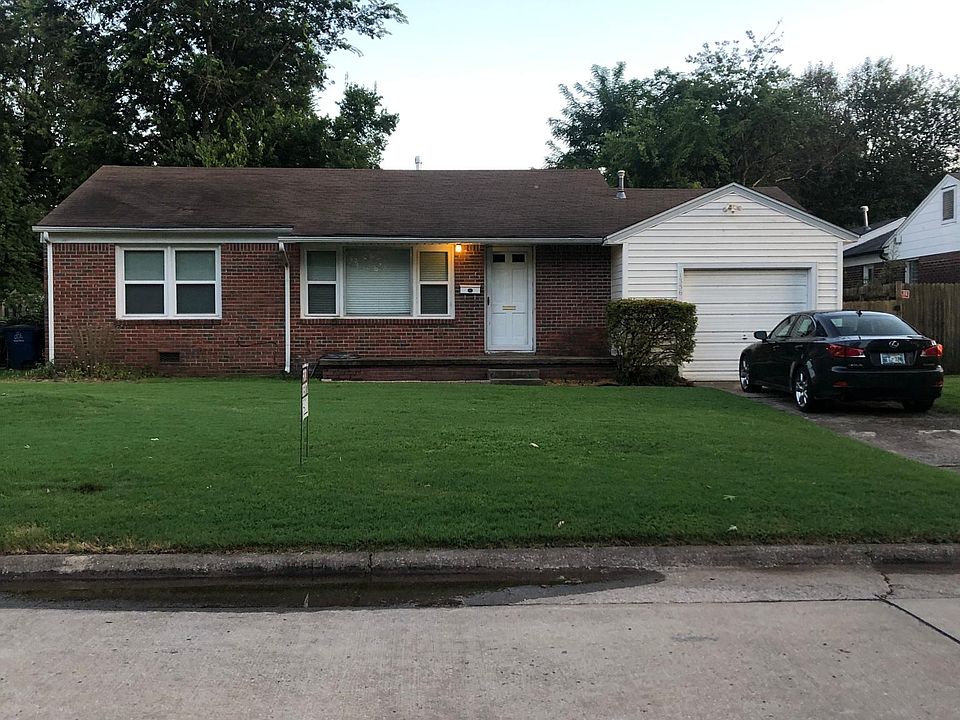 Cute single family home located in the popular Brookside Area. Brand New central heat & air !!!!