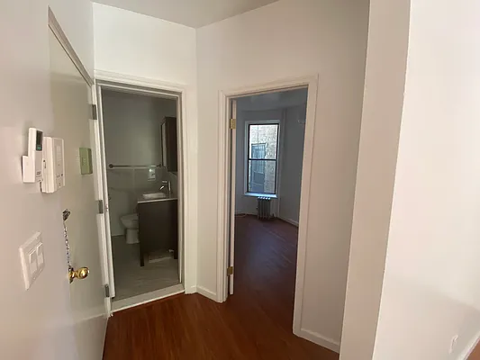 Rented by Douglas Elliman | media 7