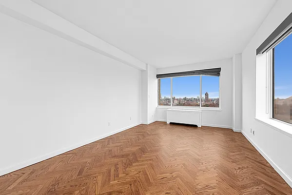 Rented by Corcoran | media 181