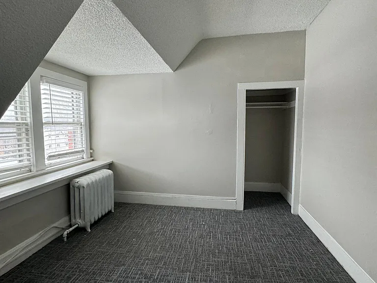 2201 Bryant Ave S #15 — Photo 10
