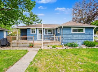 510 W 3rd St, Buchanan, MI 49107