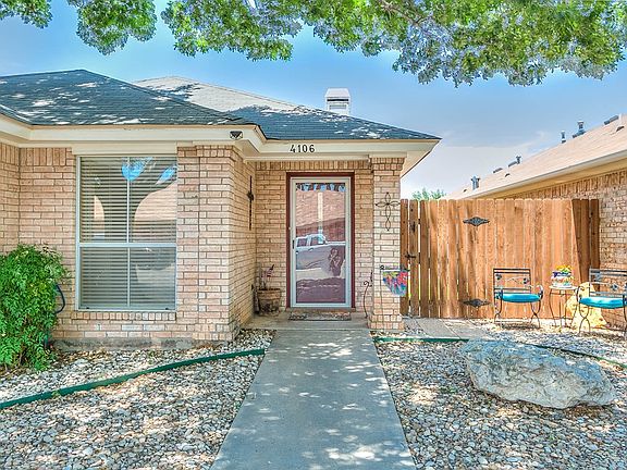 3rd image of 4106 Laurel Oak Dr