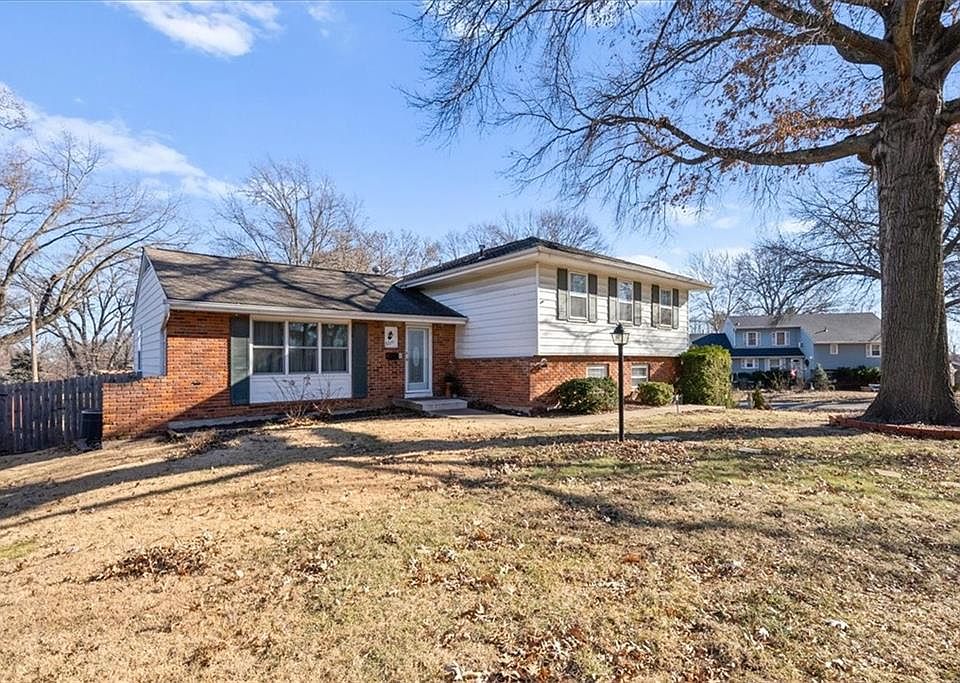1st image of 9229 Farley Ln