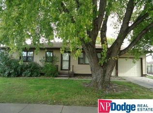242 S Garden City Rd, Fremont, NE 68025