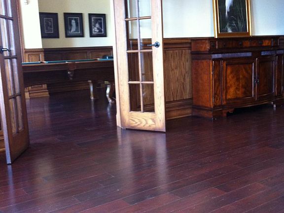 Beautiful lobby with billiards room