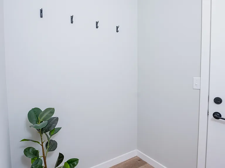 60 E Green St #506 — Photo 15