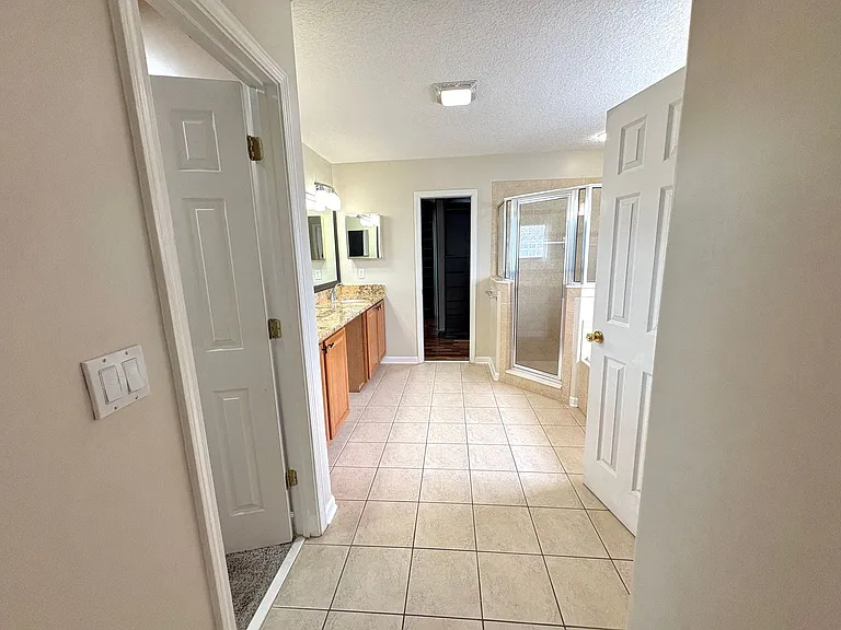 11288 Panther Creek Pkwy — Photo 16