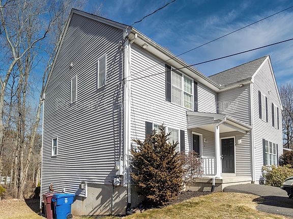 2nd image of 10 Winthrop Dr