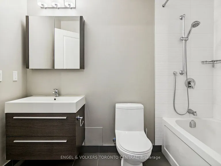 180 Enterprise Blvd #401 — Photo 8