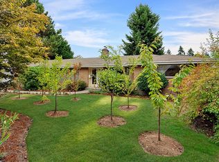 3923 NE 6th St, Renton, WA 98056