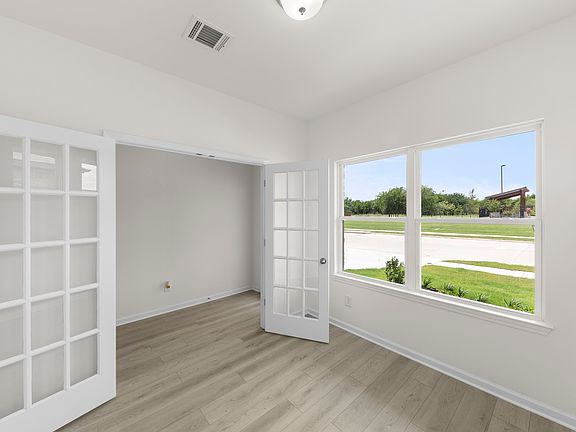 4th image of 9709 McClane Farm Dr