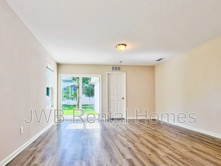 7716 Dandy Ave — Photo 6