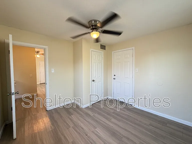1713 N 31st Pl #3 — Photo 6