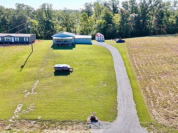 3rd image of 261 Spring Branch Hollow Rd