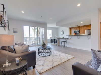 300 E 4th St Unit 302, Long Beach, CA, 90802