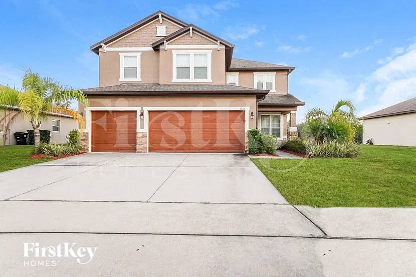 3708 Statham Dr