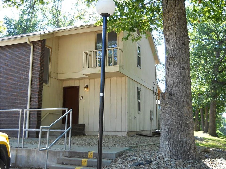 1st image of 2 Britten Cir