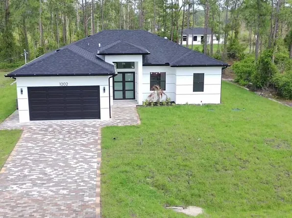 1202 Wellington Ave, Lehigh Acres, FL 33972