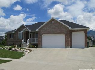 811 S 225 W, Layton, UT 84041