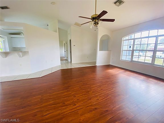 3rd image of 1841 Coral Point Dr