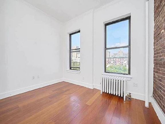 3rd image of 340 E 11th St #7A