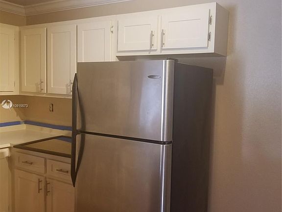 2nd image of 250 Palm Cir W APT 207