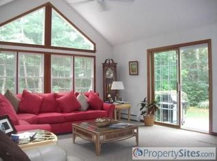 242 Cotuit Rd, Mashpee, MA 02649