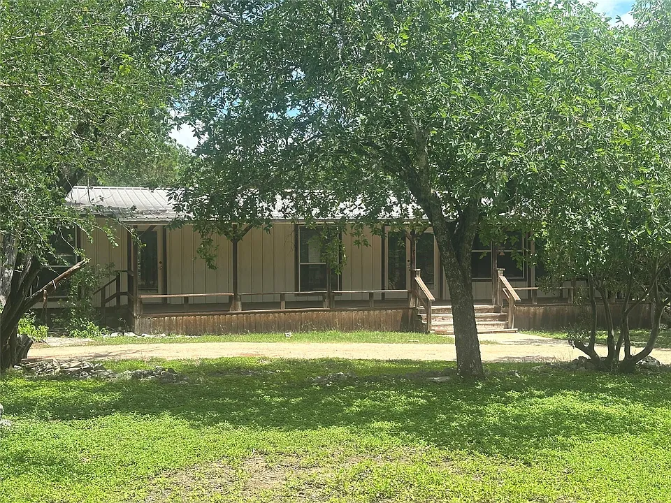 630 Hillsedge Rd