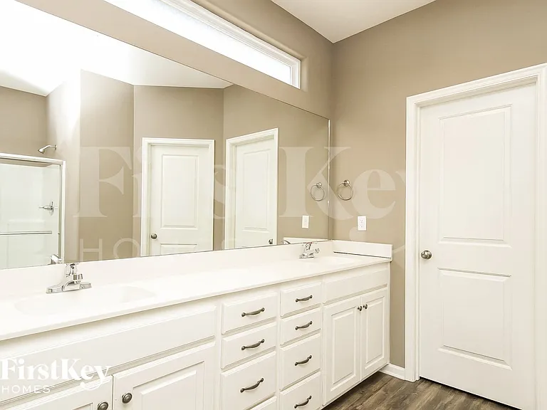 11105 Highview Rd — Photo 8